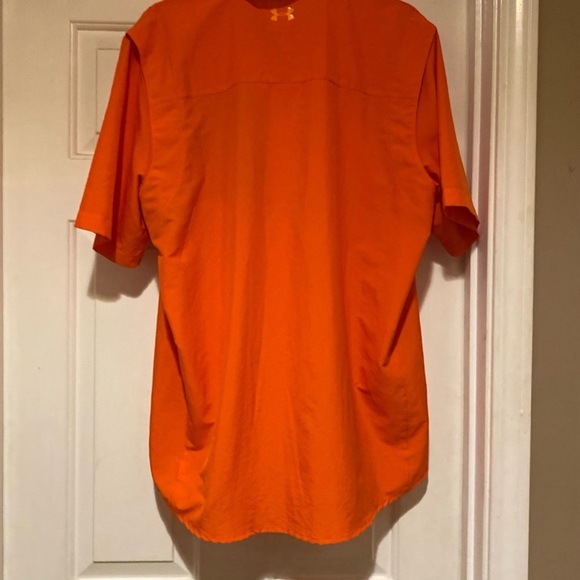 Under Armour Heat Gear Men’s Large Short Sleeve Vented Fishing Shirt Orange - Picture 2 of 5